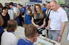 Алексей Кушнаренко посетил Национальный детский технопарк