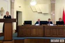 Член Совета Республики Ю.Деркач принял участие в заседании областного совета по трудовым и социальным вопросам