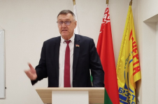 Член Совета Республики А.Шолтанюк провел встречу с трудовым коллективом в рамках единого дня информирования