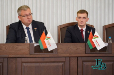 Член Совета Республики И.Брилевич провел заседание Молодежного штаба областного отделения Белорусской партии «Белая Русь»